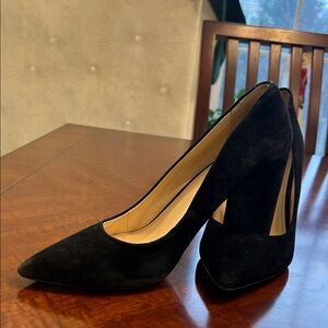 Elegant Black Suede Nine West Women's Suede Pumps